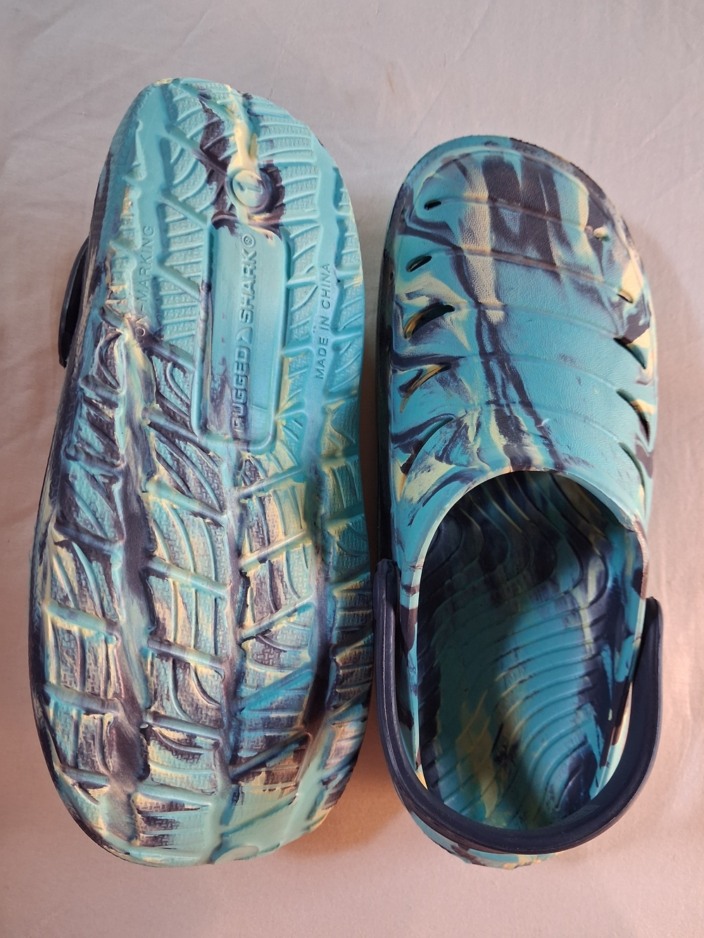 Unisex Slip-On Clogs Marble Pattern NWOT Toddler Size 8 & Kid's Size 1 Available - Picture 4 of 4